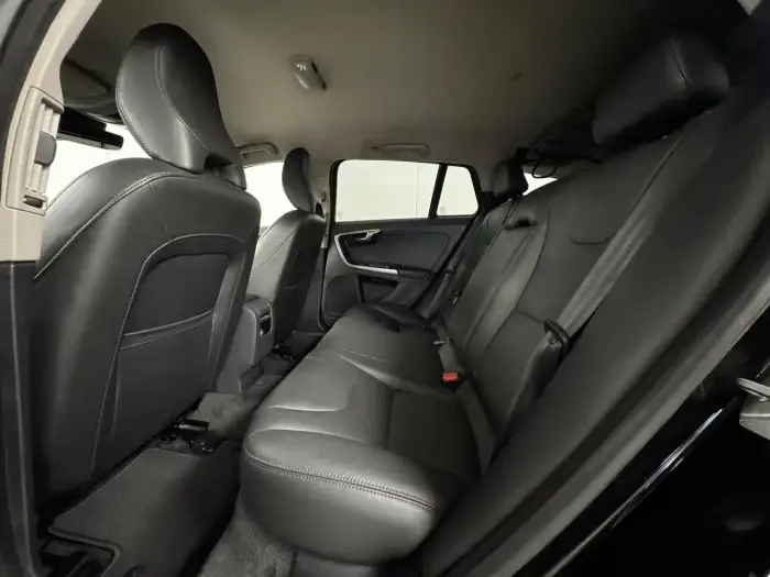 Volvo V60, photo 22