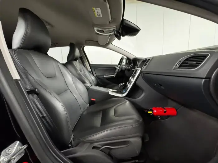 Volvo V60, photo 21