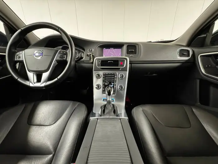 Volvo V60, photo 9