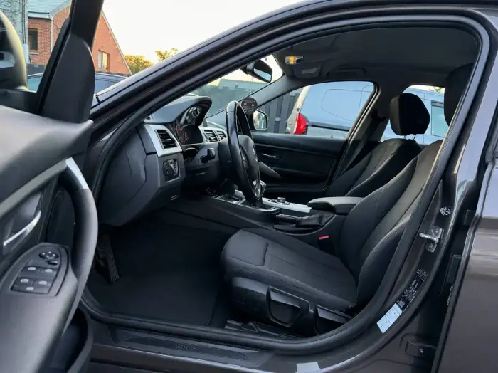 BMW 318 foto 10