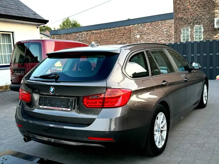 BMW 318 foto 3