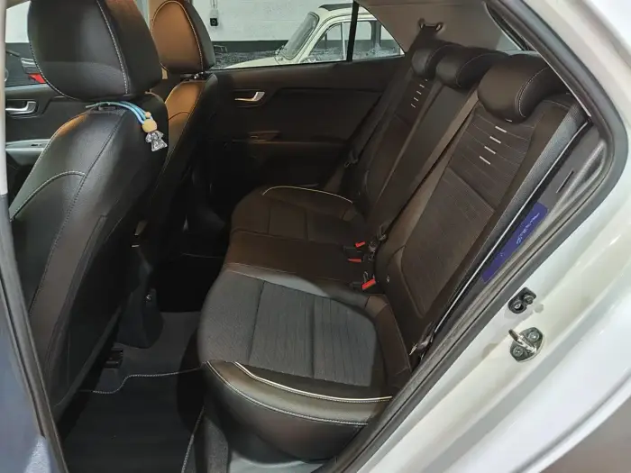 Kia Rio, photo 7