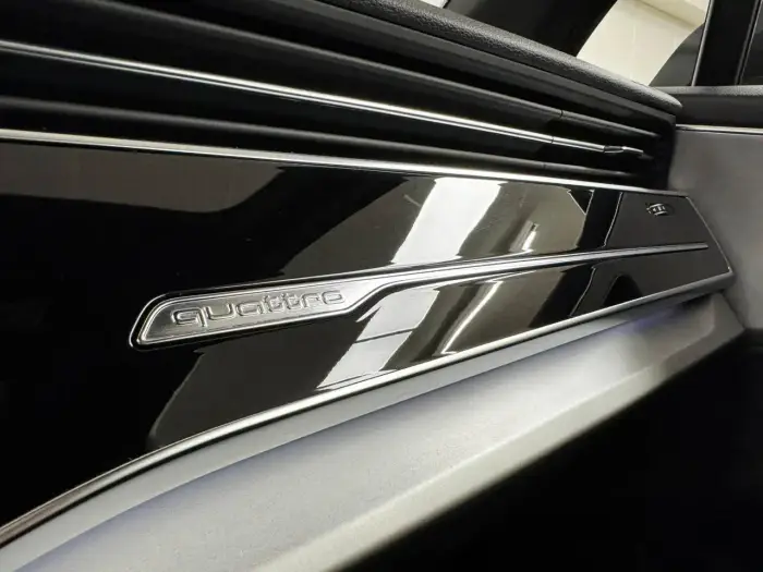 Audi Q7 photo 21