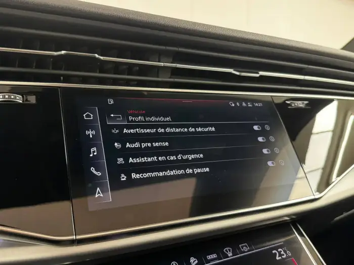 Audi Q7 photo 17