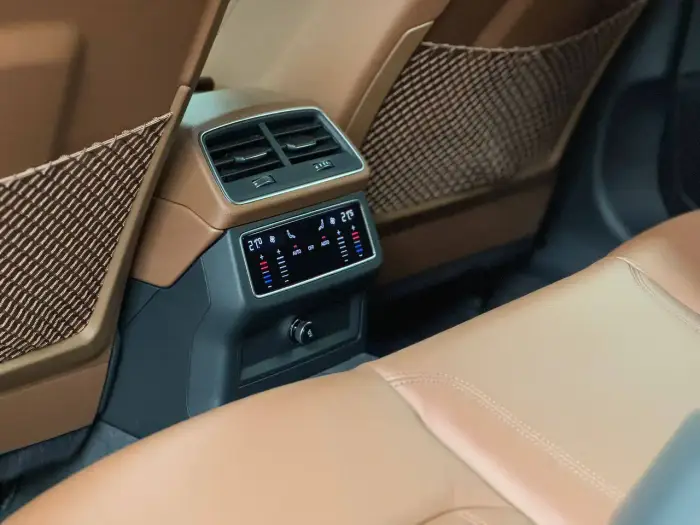 Audi A6, photo 26
