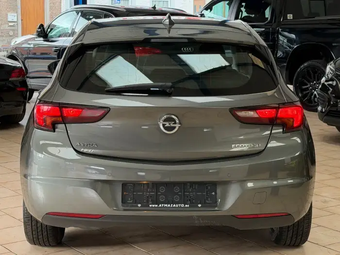 Opel Astra photo 12