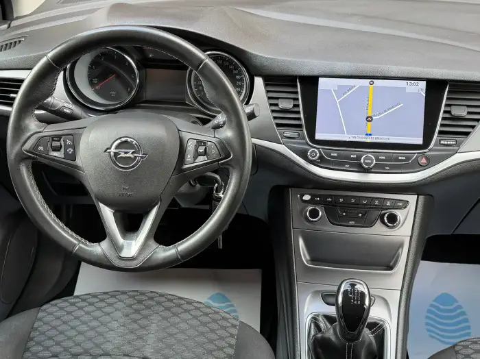 Opel Astra photo 14
