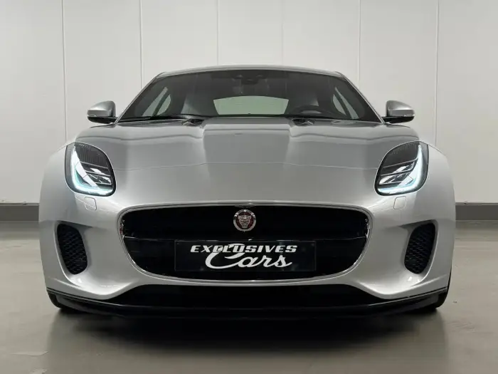 Jaguar F-Type photo 3