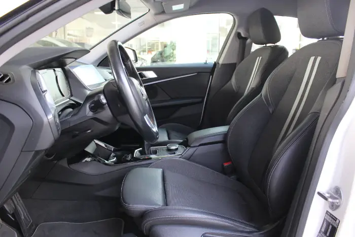 BMW 218 foto 5