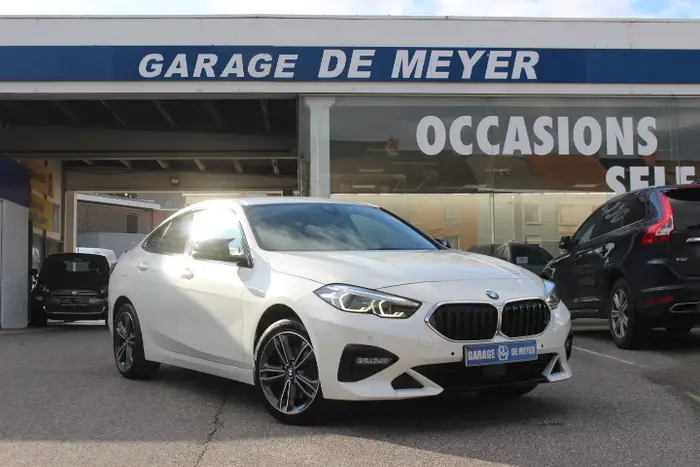 BMW 218