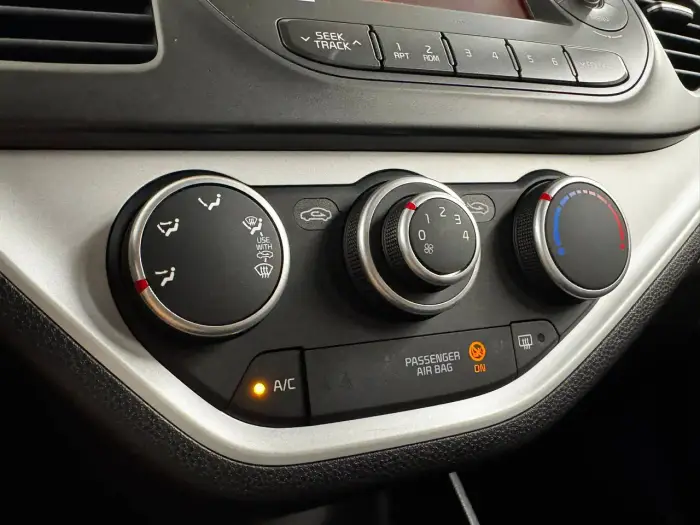 Kia Picanto, photo 13
