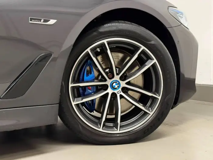 BMW 530 foto 8