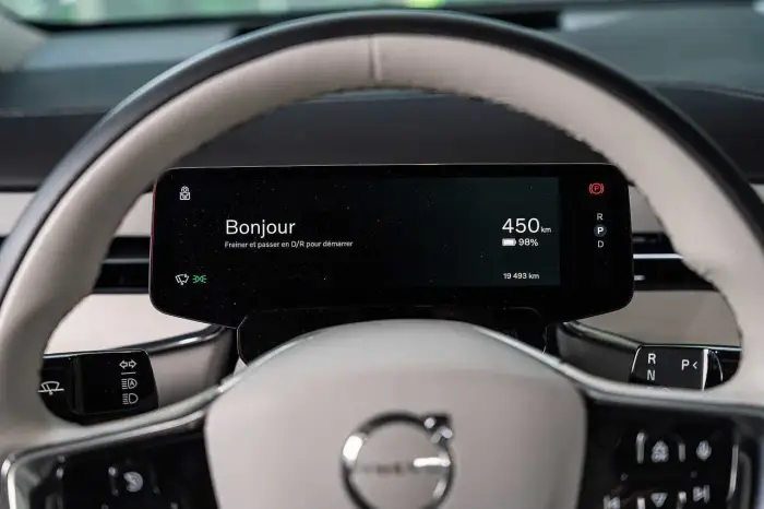 Volvo EX90 foto 11