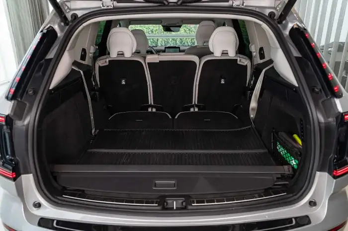 Volvo EX90 foto 15