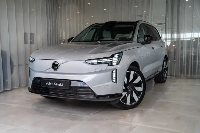 Volvo EX90