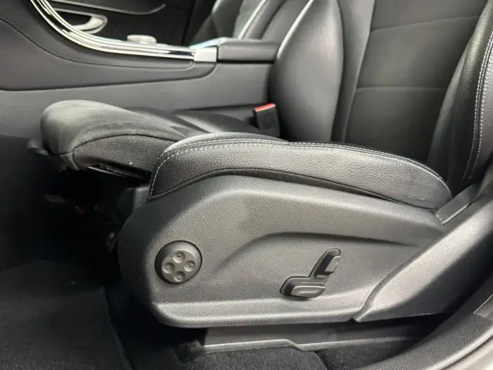 Mercedes-Benz GLC 220, photo 22