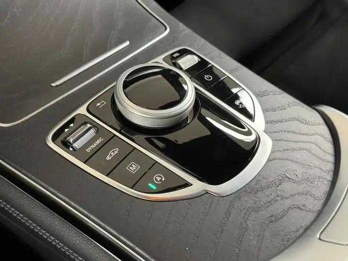 Mercedes-Benz GLC 220, photo 19