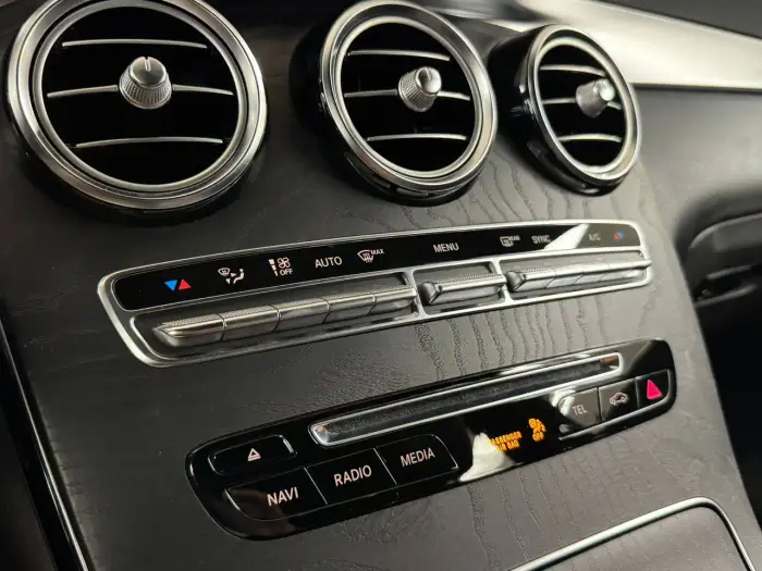 Mercedes-Benz GLC 220, photo 18
