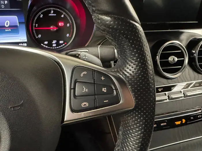 Mercedes-Benz GLC 220, photo 13