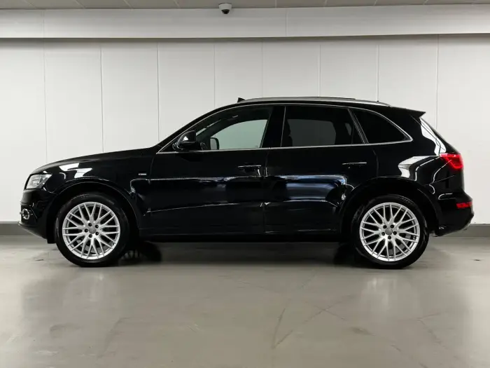 Audi Q5 photo 2