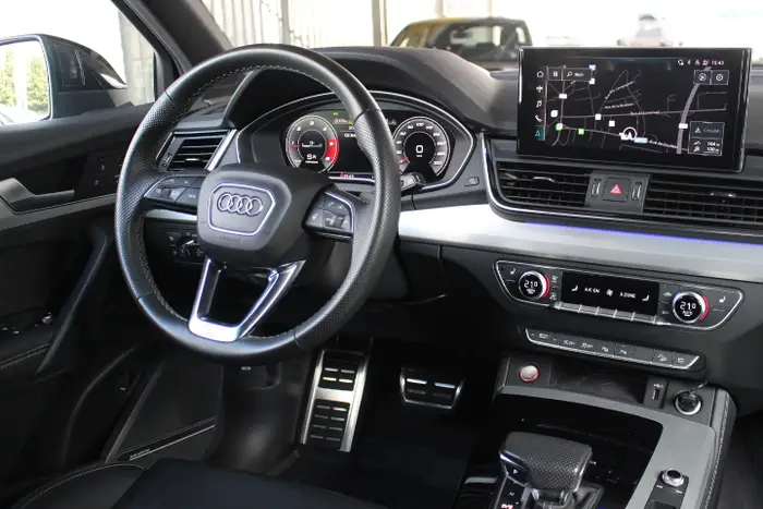Audi SQ5 foto 8