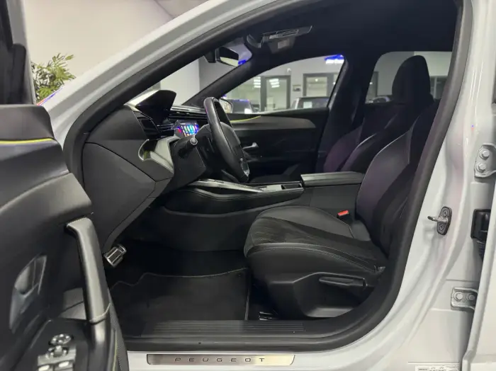 Peugeot 308 photo 13