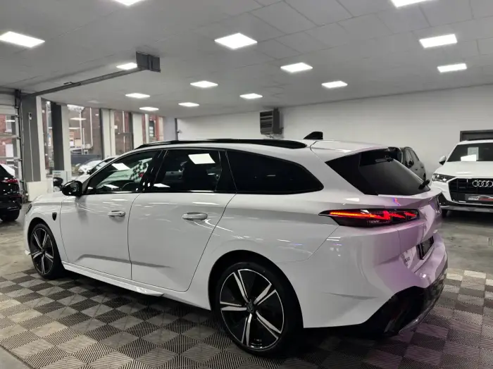 Peugeot 308 photo 6
