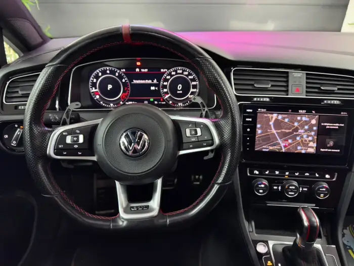Volkswagen Golf GTI foto 19