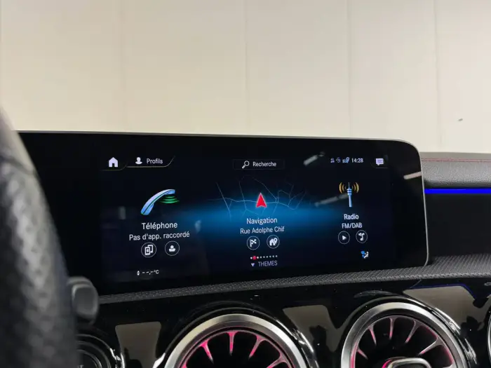 Mercedes-Benz CLA 35 AMG, photo 17