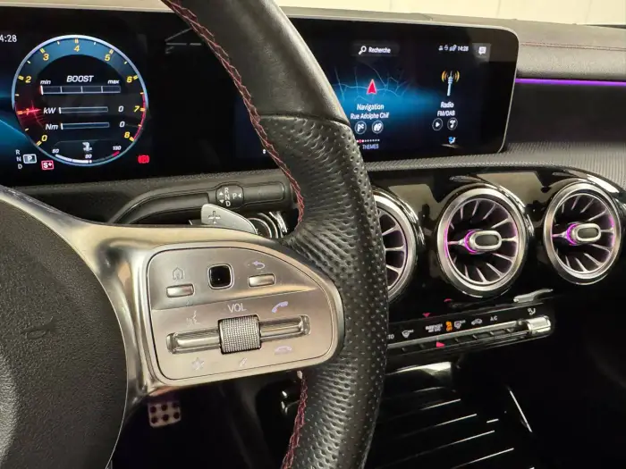 Mercedes-Benz CLA 35 AMG, photo 14