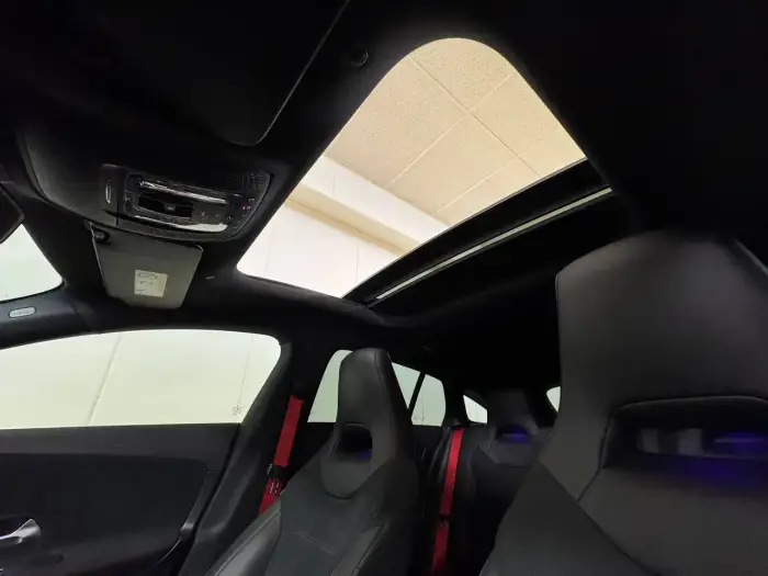 Mercedes-Benz CLA 35 AMG, photo 25