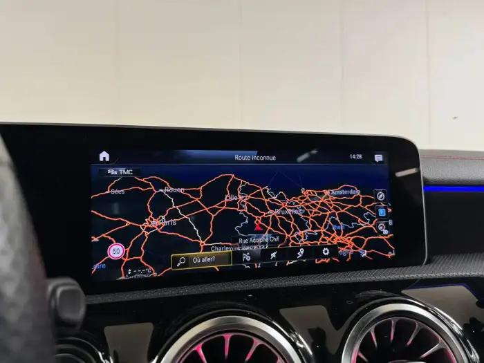Mercedes-Benz CLA 35 AMG, photo 15