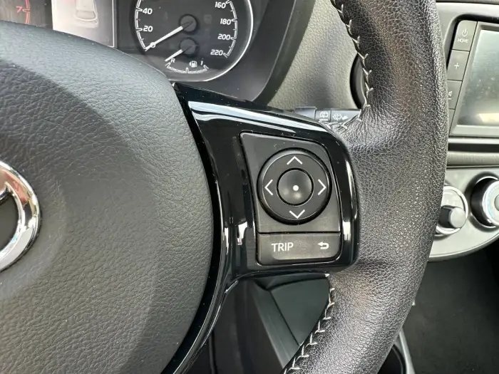 Toyota Yaris, photo 8