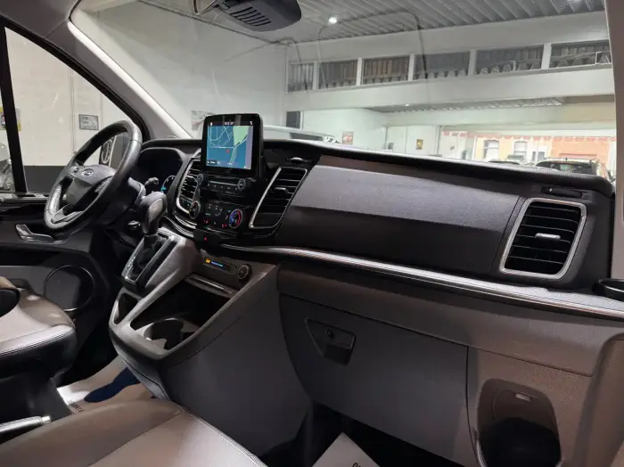 Ford Tourneo Custom, photo 9