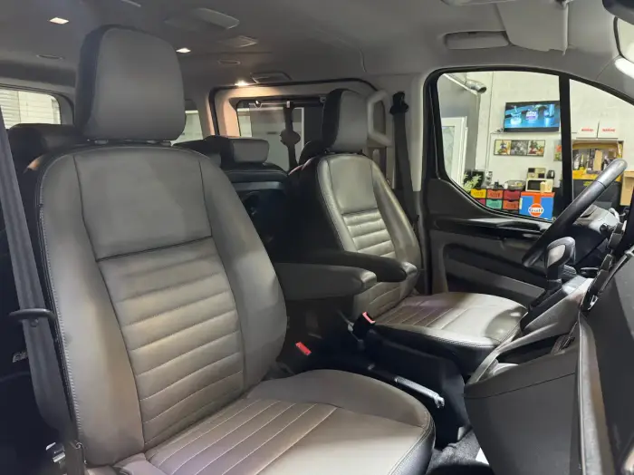 Ford Tourneo Custom, photo 10