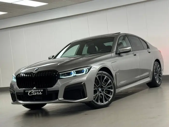 BMW 745