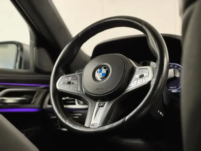 BMW 745, photo 11
