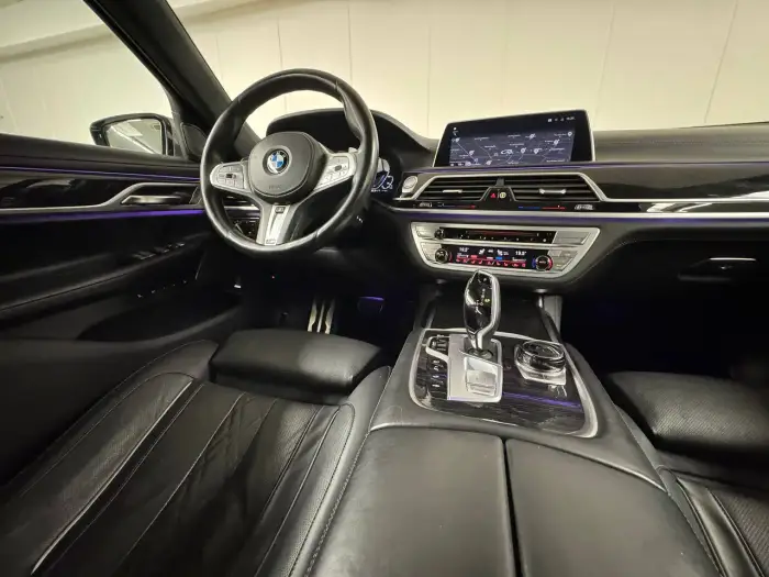 BMW 745, photo 10
