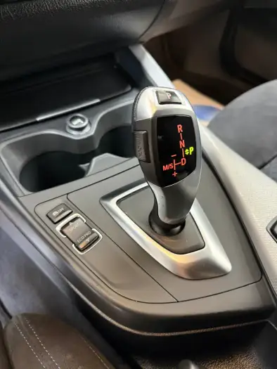 BMW 118 photo 12