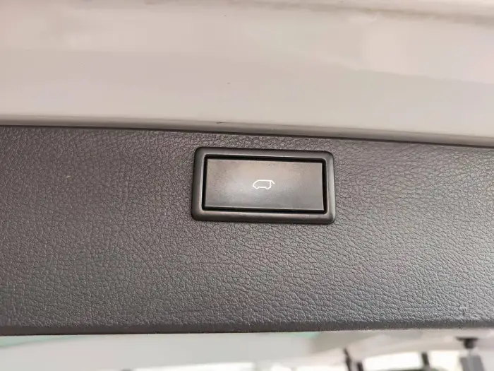 Volkswagen T6 Caravelle, photo 10