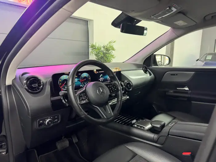 Mercedes-Benz GLA 200 foto 12