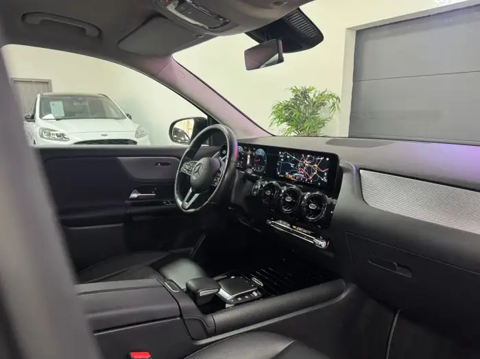 Mercedes-Benz GLA 200 foto 23