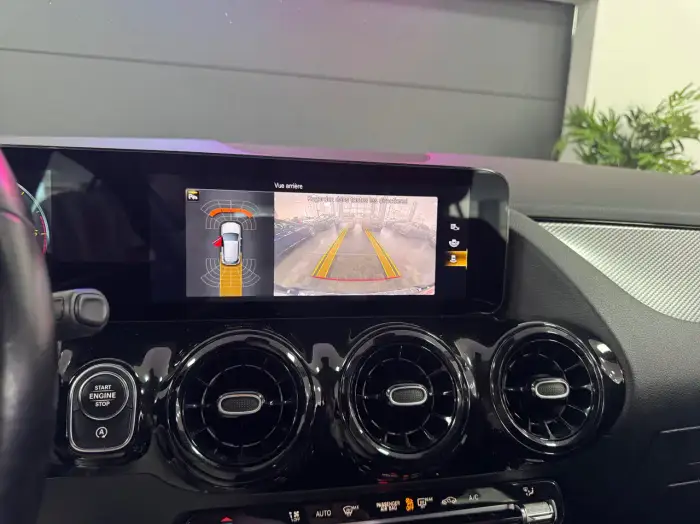 Mercedes-Benz GLA 200 foto 24