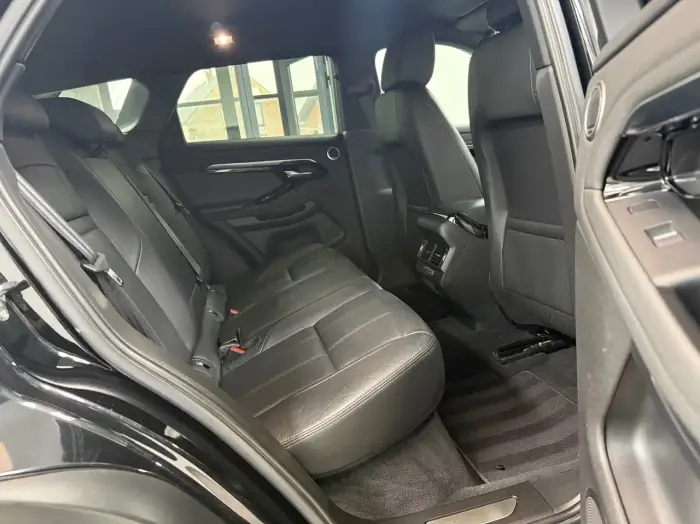 Land Rover Range Rover Evoque photo 8