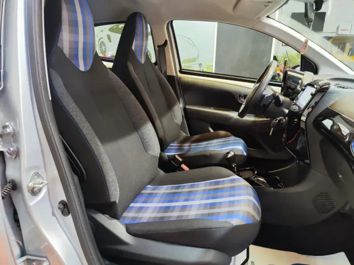 Peugeot 108, photo 10