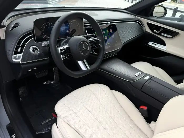 Mercedes-Benz E 200, photo 11