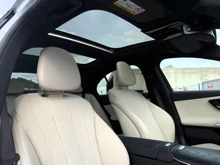 Mercedes-Benz E 200, photo 19