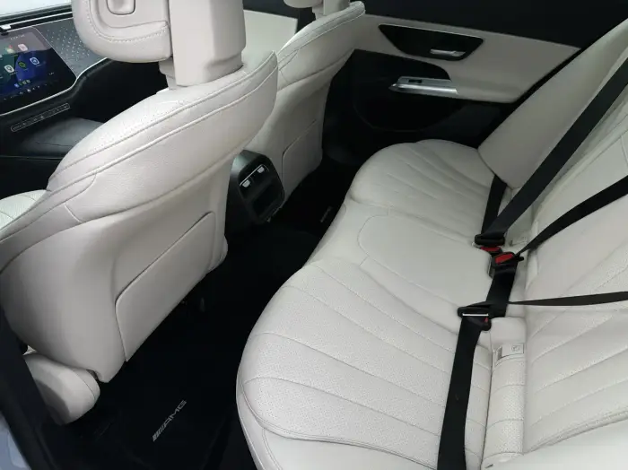 Mercedes-Benz E 200, photo 14
