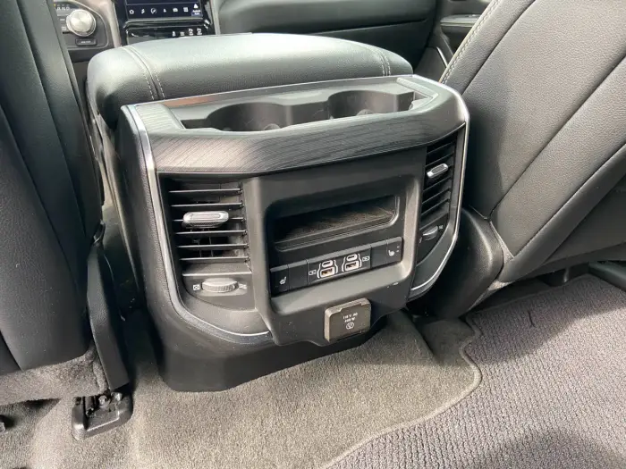 Dodge RAM foto 16