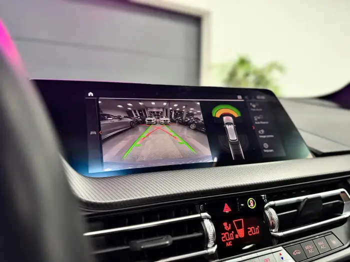 BMW 118 photo 24